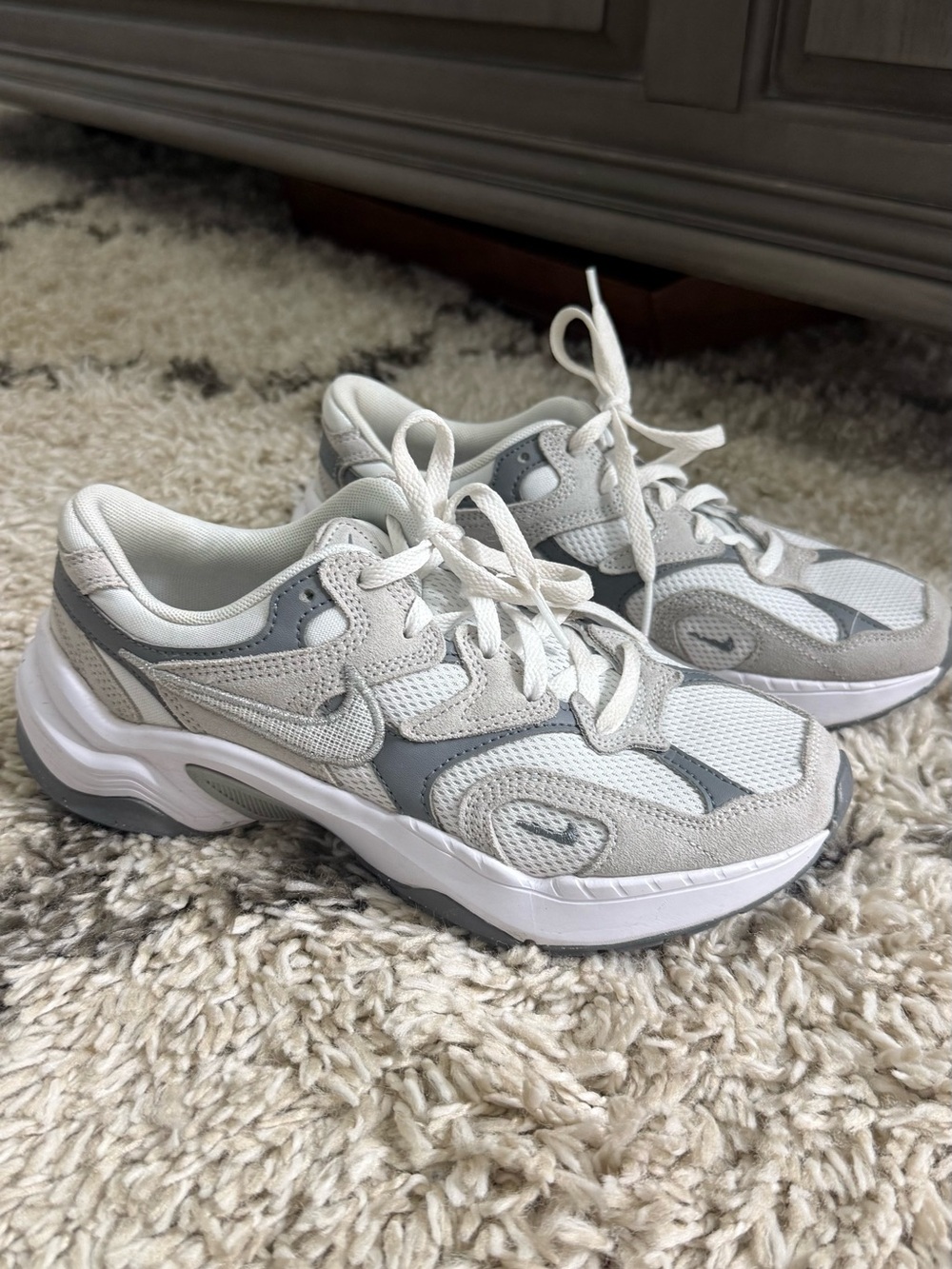 Nike V2K Run Sneakers White Platinum Grey Women’s Size 6.5